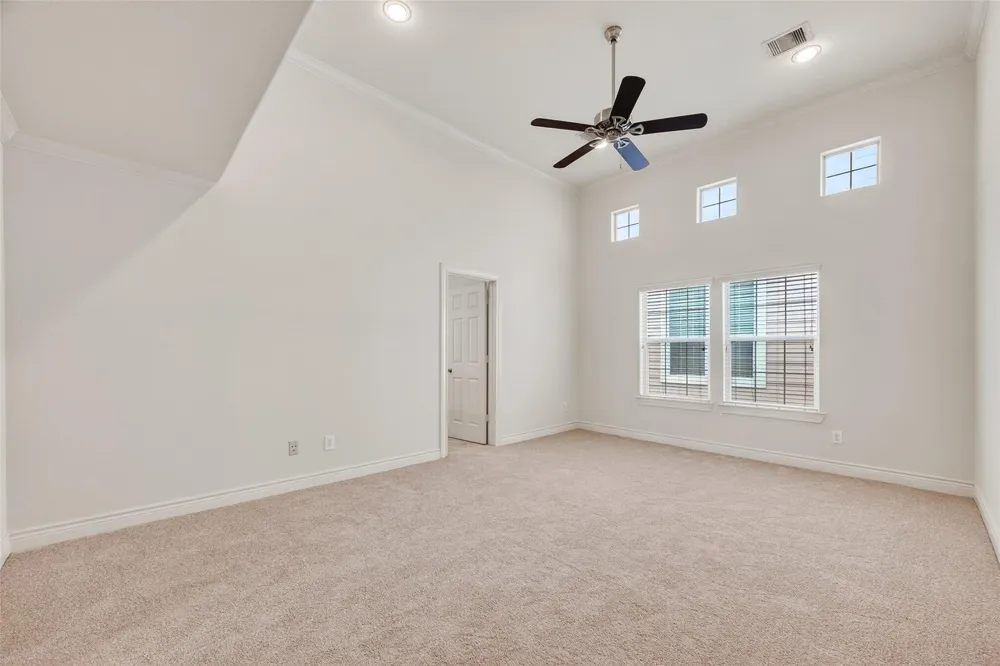 5972 Kansas Street Houston, TX 77007