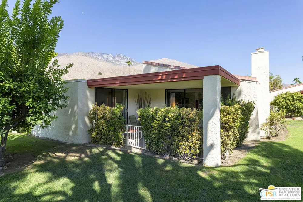1125 S La Verne Way Palm Springs, CA 92264
