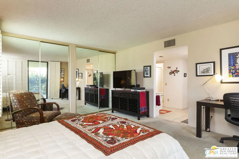 1125 S La Verne Way Palm Springs, CA 92264