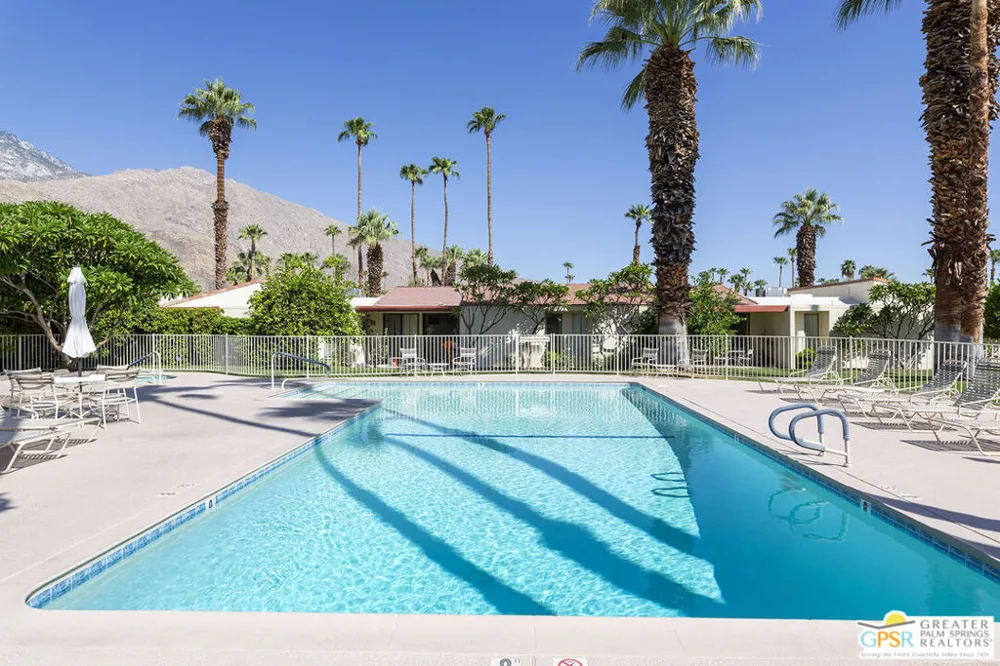 1125 S La Verne Way Palm Springs, CA 92264