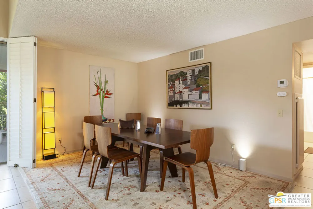 1125 S La Verne Way Palm Springs, CA 92264
