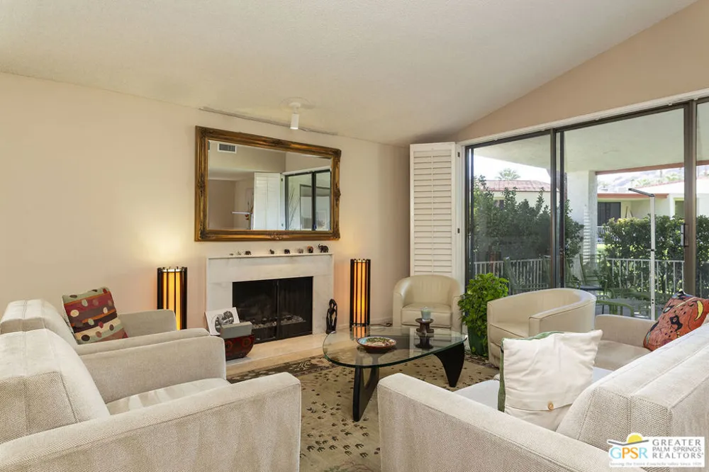 1125 S La Verne Way Palm Springs, CA 92264