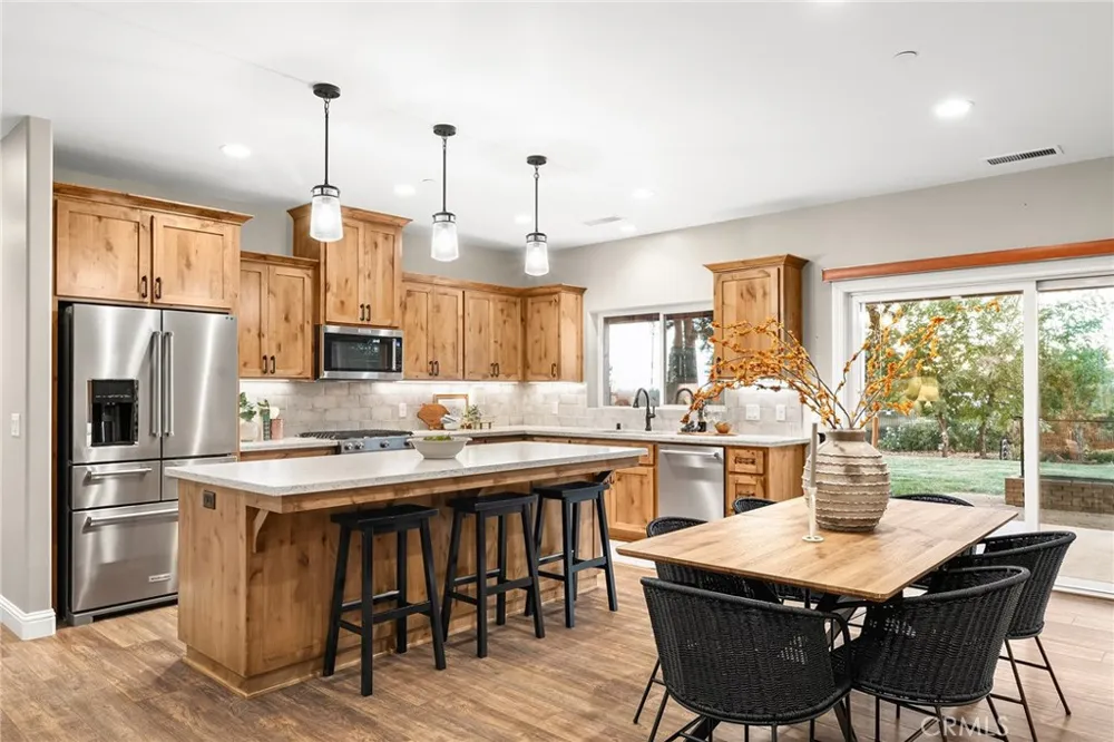 7171 Beverly Paradise, CA 95969