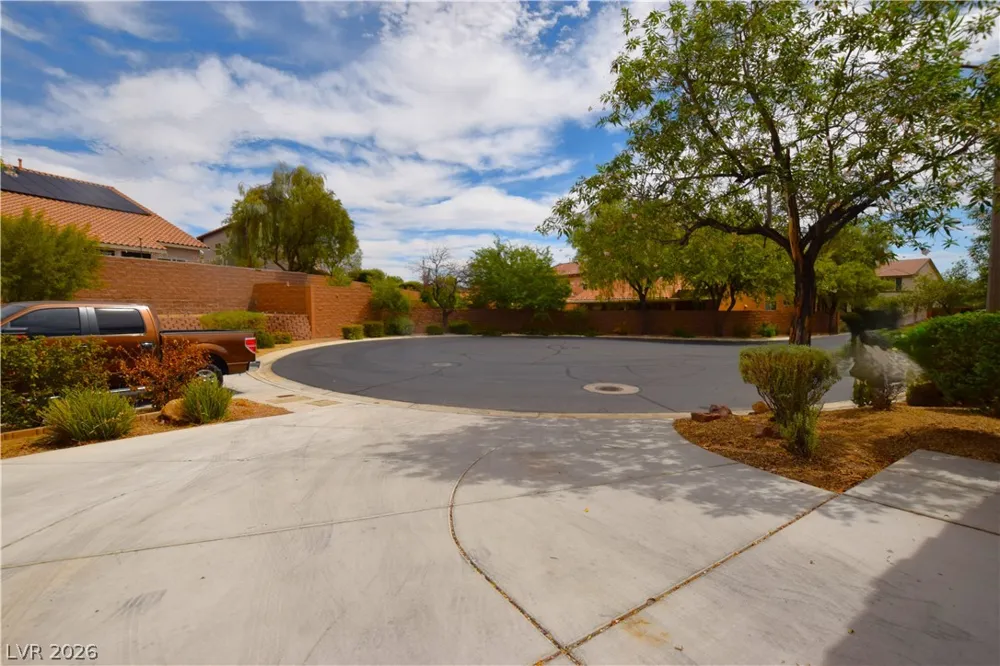 9191 Ridge Wolves Court Las Vegas, NV 89178