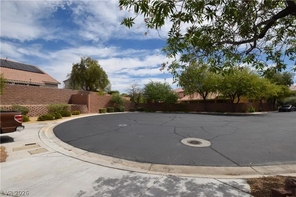 9191 Ridge Wolves Court Las Vegas, NV 89178