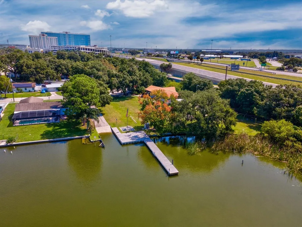 7002 THRASHER DRIVE Tampa, FL 33610