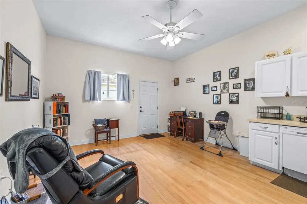 1016 S LAKE MARIAM DRIVE Winter Haven, FL 33884