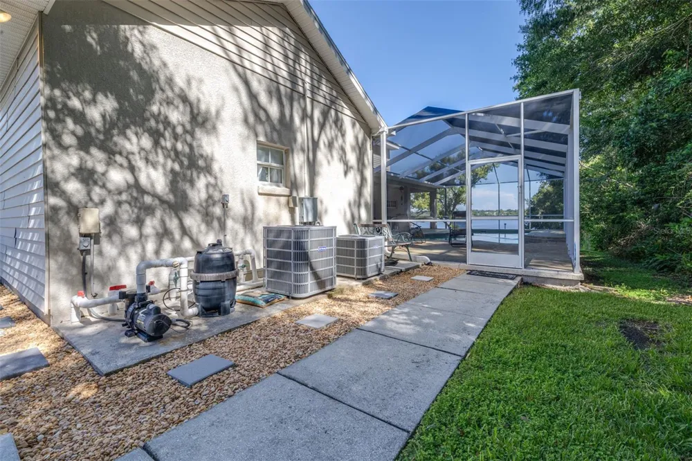 1016 S LAKE MARIAM DRIVE Winter Haven, FL 33884