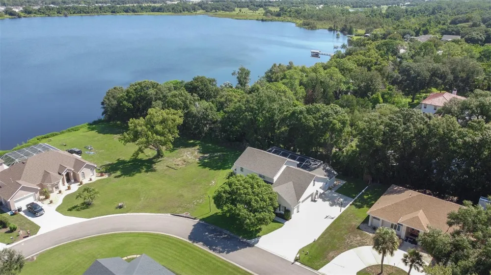 1016 S LAKE MARIAM DRIVE Winter Haven, FL 33884