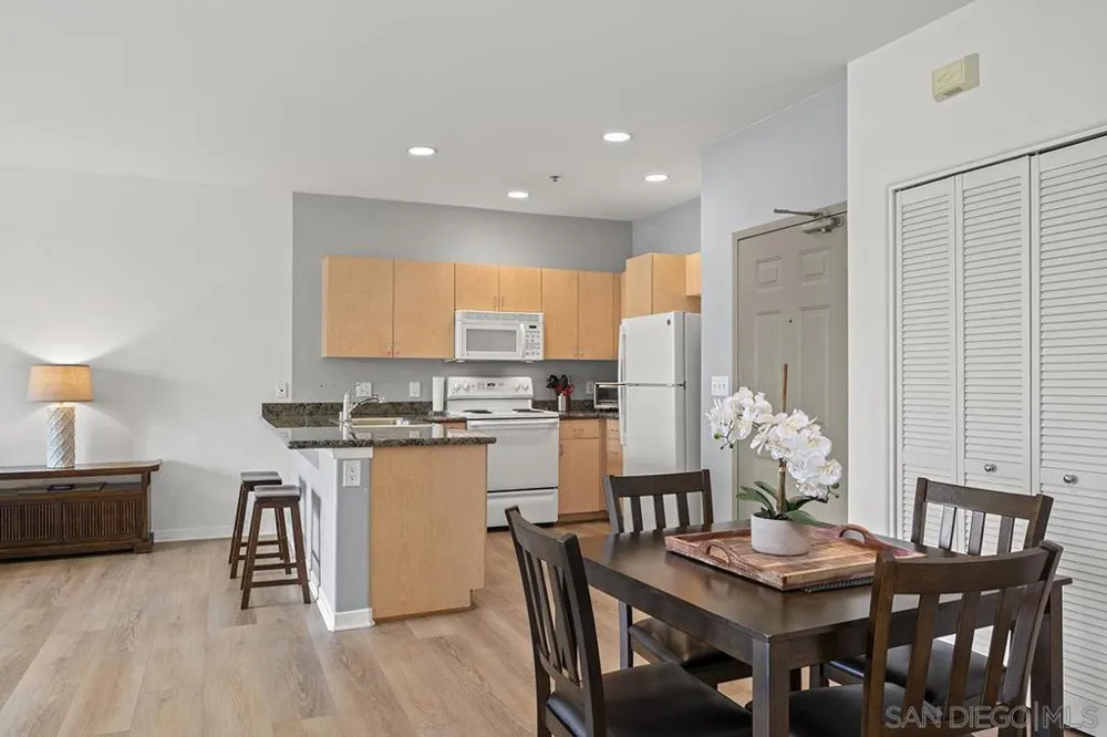1501 Front Street #414 San Diego, CA 92101