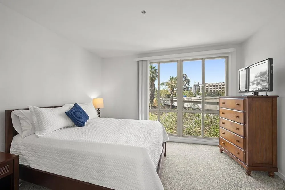 1501 Front Street #414 San Diego, CA 92101