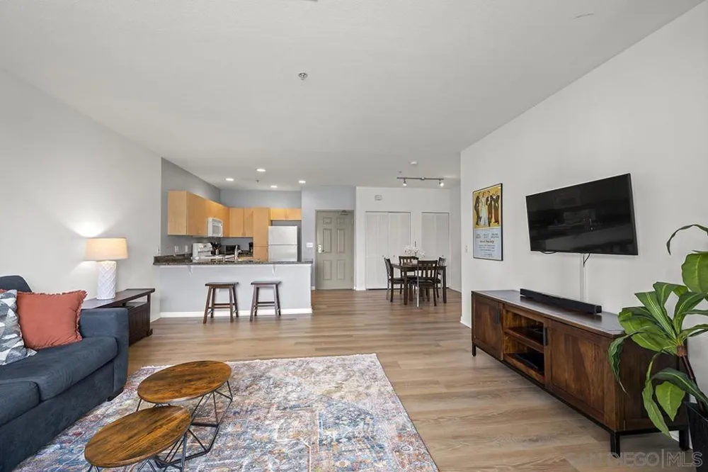 1501 Front Street #414 San Diego, CA 92101