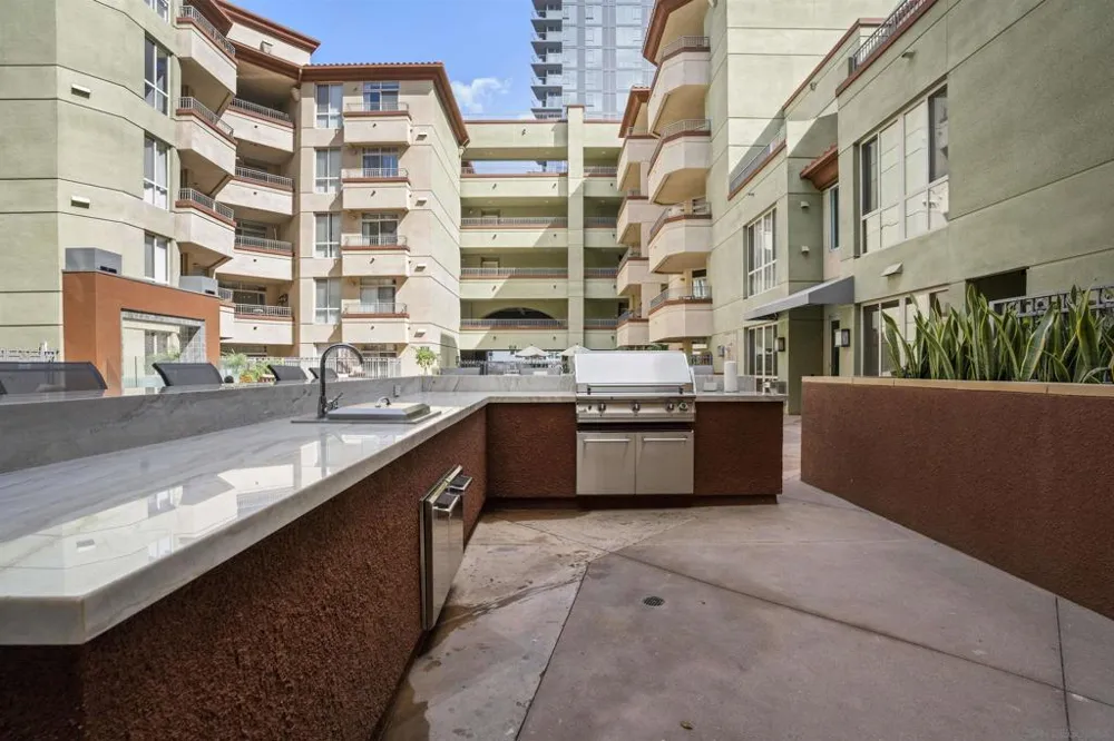 1501 Front Street #414 San Diego, CA 92101