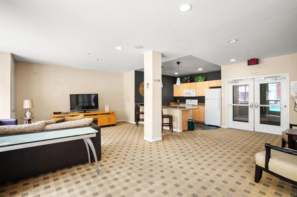 1501 Front Street #414 San Diego, CA 92101