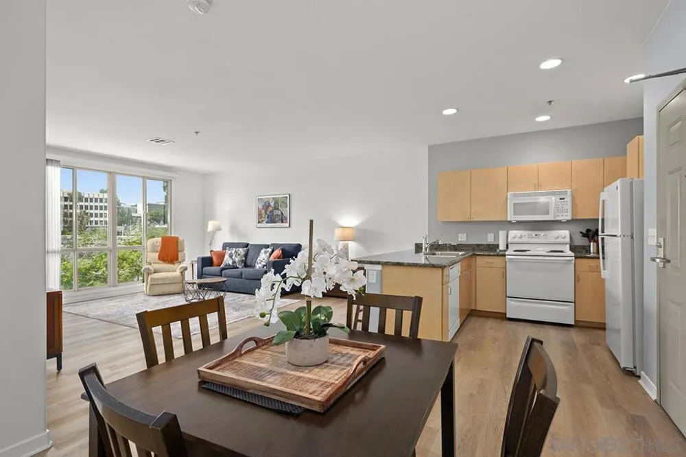 1501 Front Street #414 San Diego, CA 92101