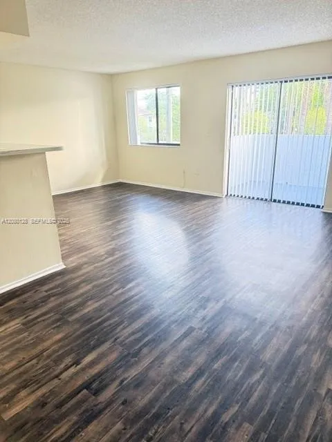 8307 Coral Lake ln #8307 Coral Springs, FL 33065