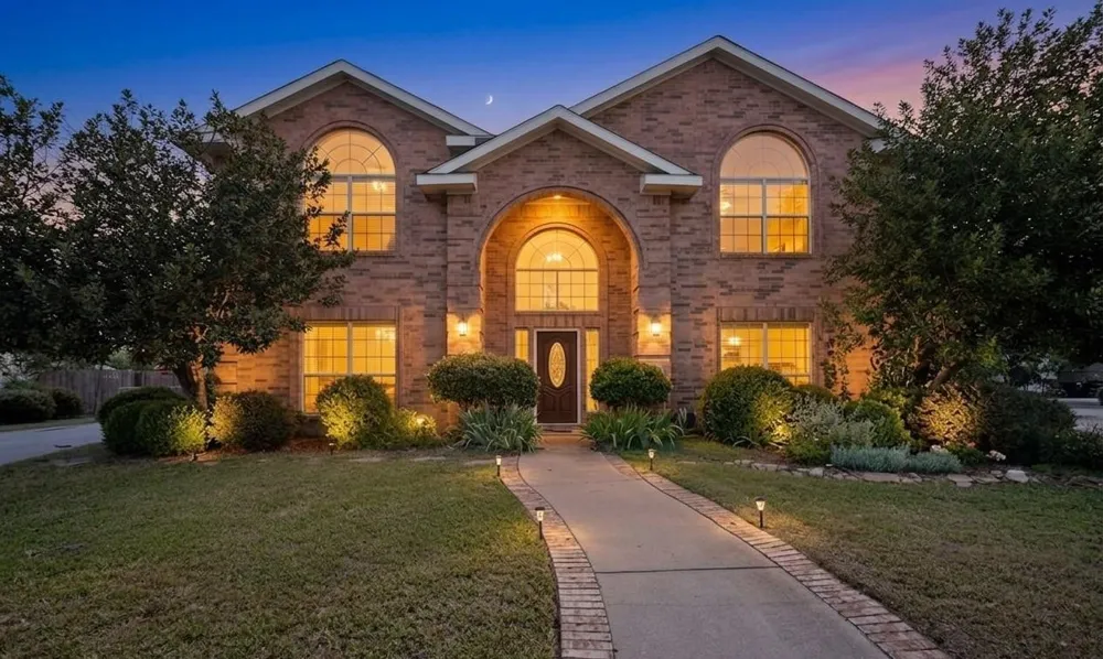 3509 Mistletoe Lane Rowlett, TX 75088