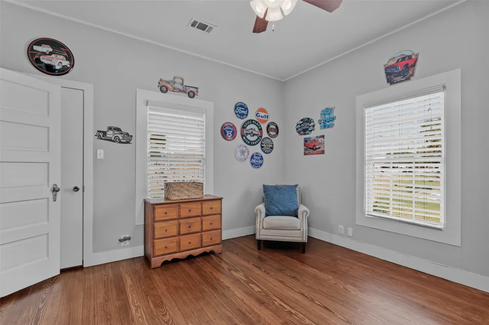 700 Elm Street Sanger, TX 76266