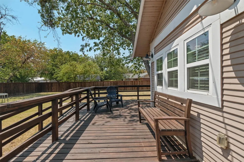 700 Elm Street Sanger, TX 76266