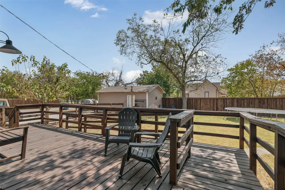 700 Elm Street Sanger, TX 76266