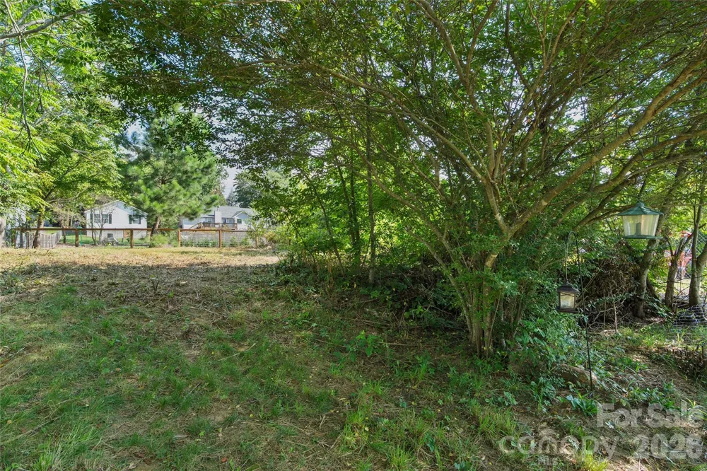 1042 Old US 70 Hwy Highway Black Mountain, NC 28711