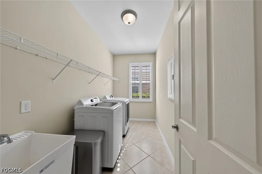 Venetian Pointe Drive Fort Myers, FL 33908