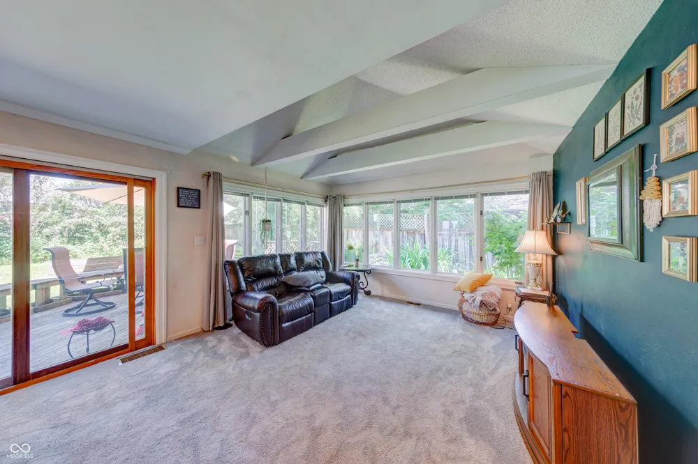 3116 W Torquay Road Muncie, IN 47304