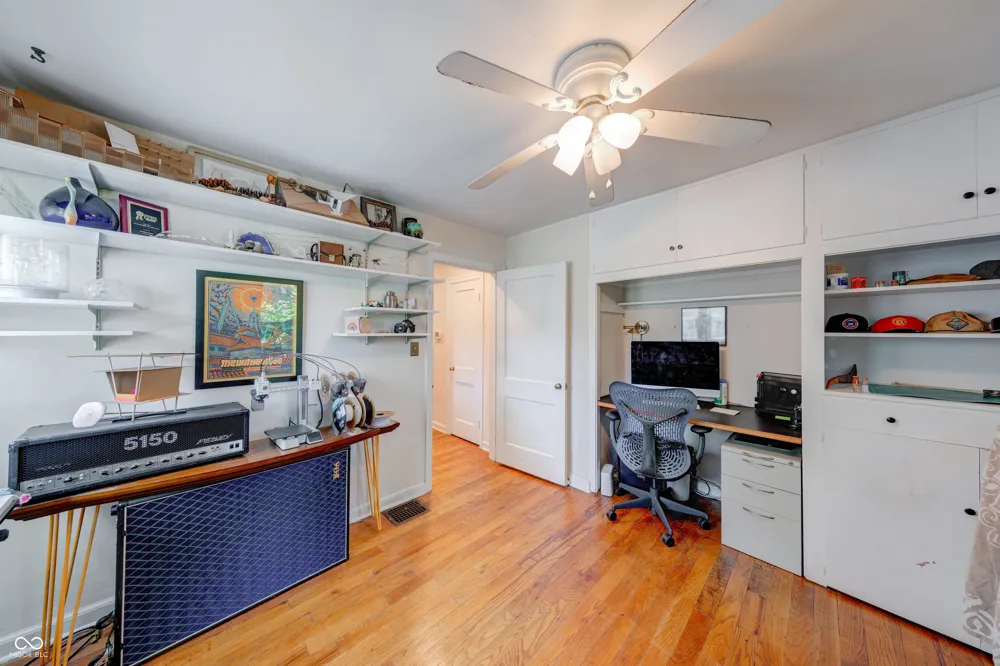 3116 W Torquay Road Muncie, IN 47304