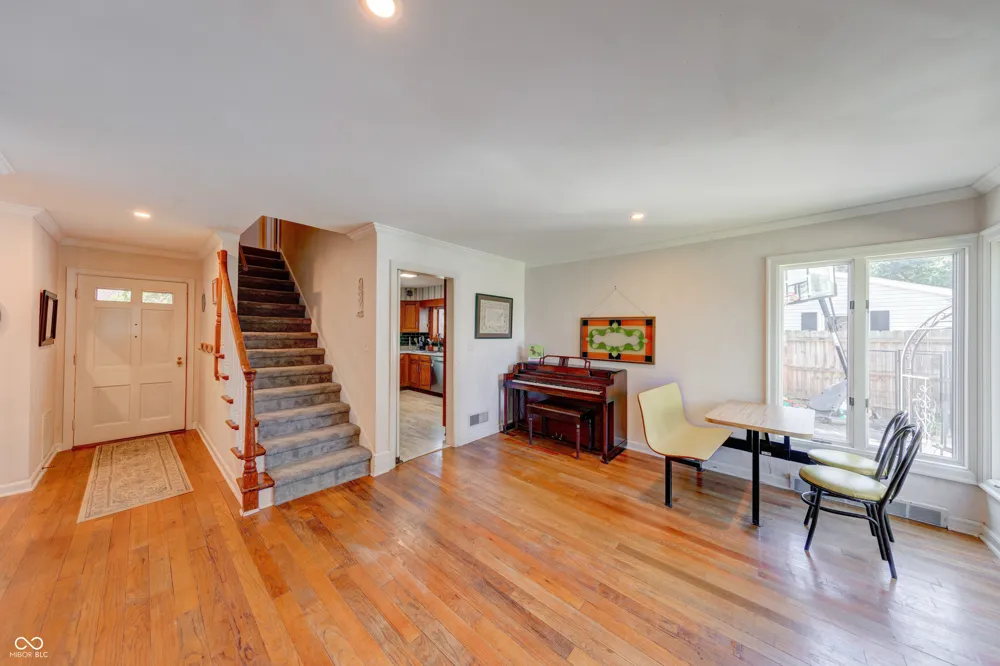3116 W Torquay Road Muncie, IN 47304