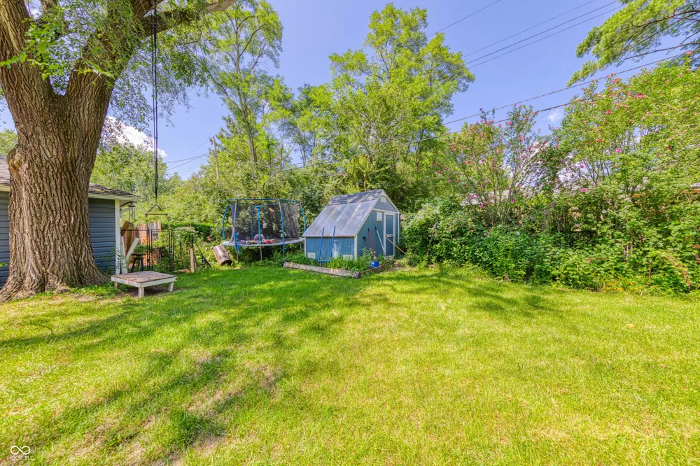 3116 W Torquay Road Muncie, IN 47304