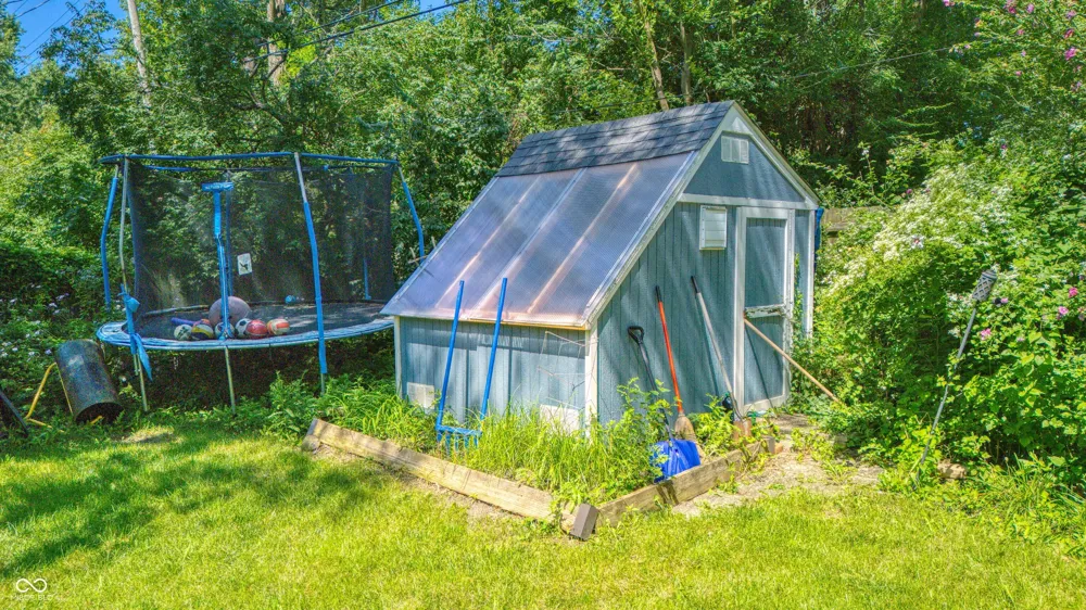 3116 W Torquay Road Muncie, IN 47304