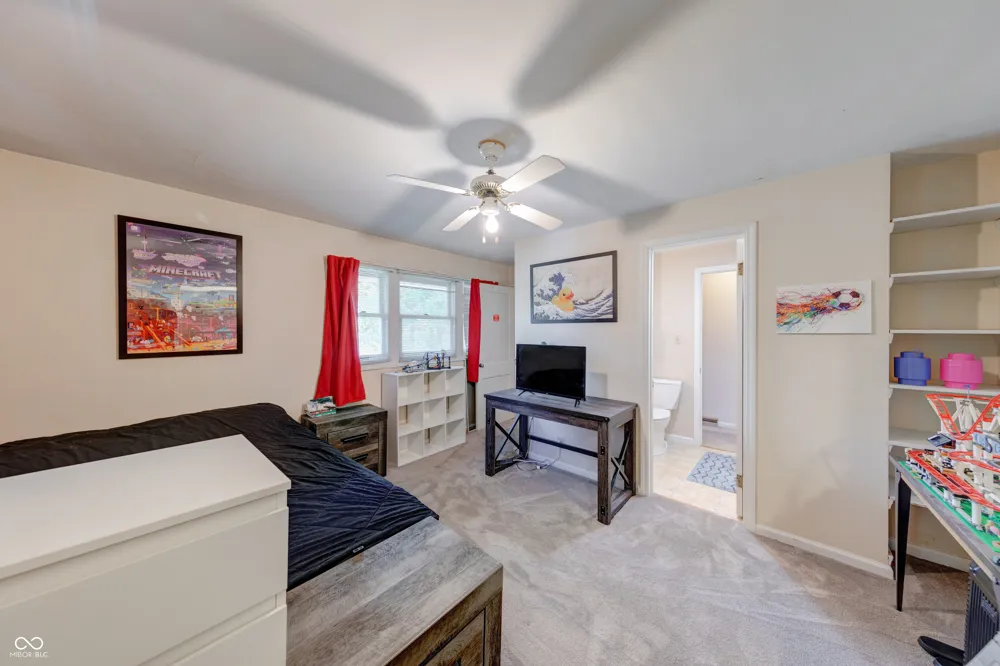 3116 W Torquay Road Muncie, IN 47304