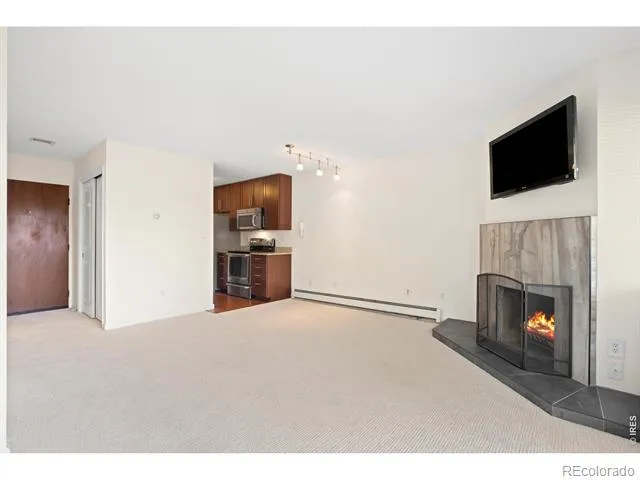 3120 Corona Trail #206 Boulder, CO 80301