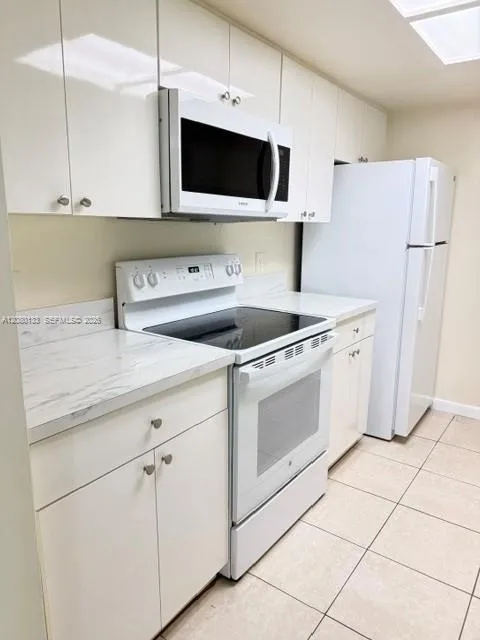 3218 Coral Lake dr #3218 Coral Springs, FL 33065