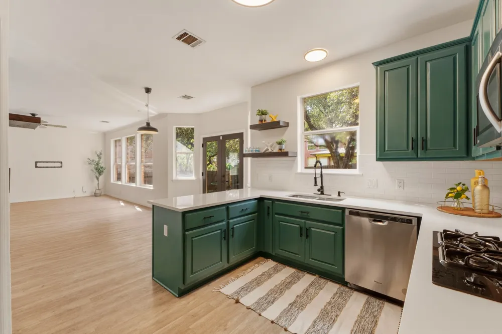 2315 Arnie Lane Round Rock, TX 78664