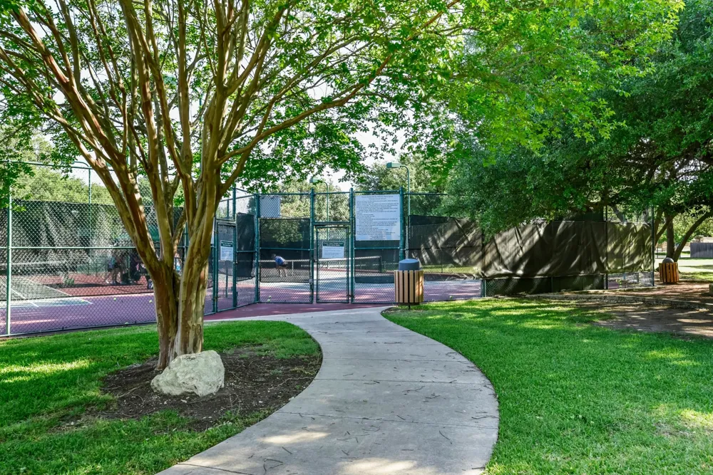 2315 Arnie Lane Round Rock, TX 78664