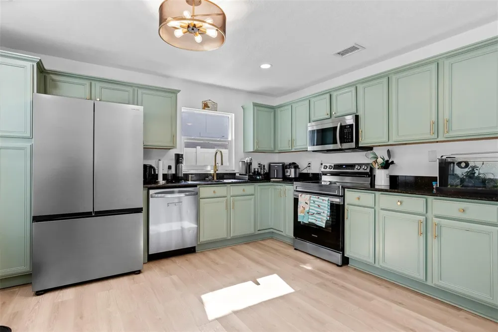 12106 CLEARBROOK COURT Riverview, FL 33569