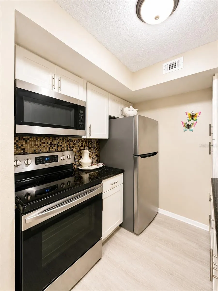 429 FOUNTAINHEAD CIRCLE #121 Kissimmee, FL 34741