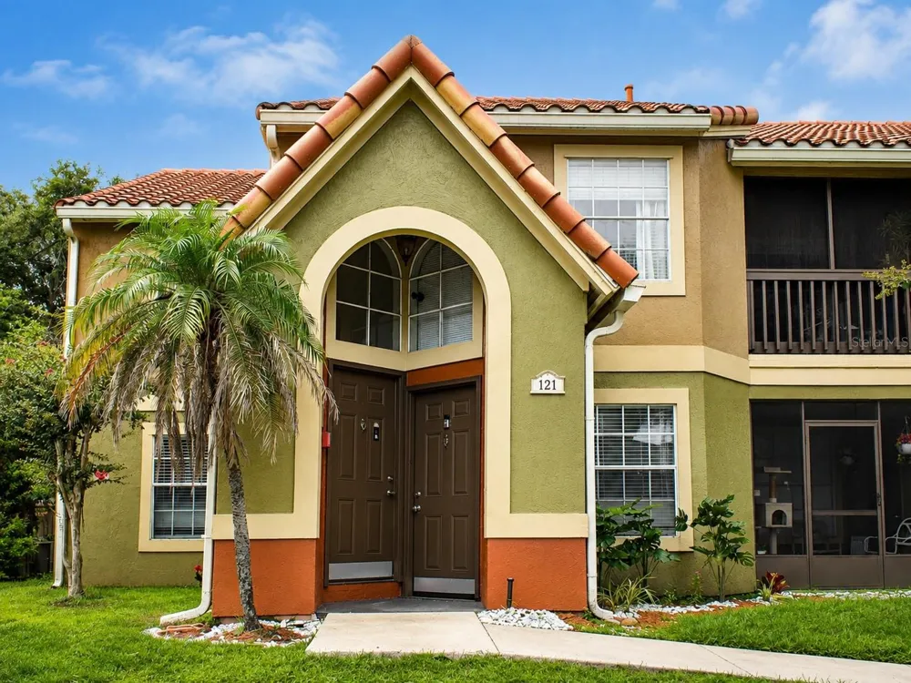 429 FOUNTAINHEAD CIRCLE #121 Kissimmee, FL 34741