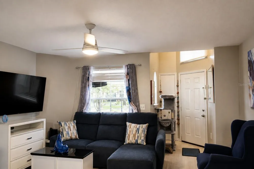 429 FOUNTAINHEAD CIRCLE #121 Kissimmee, FL 34741