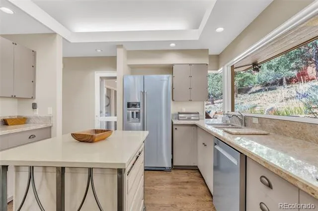 6820 Pike Place Larkspur, CO 80118