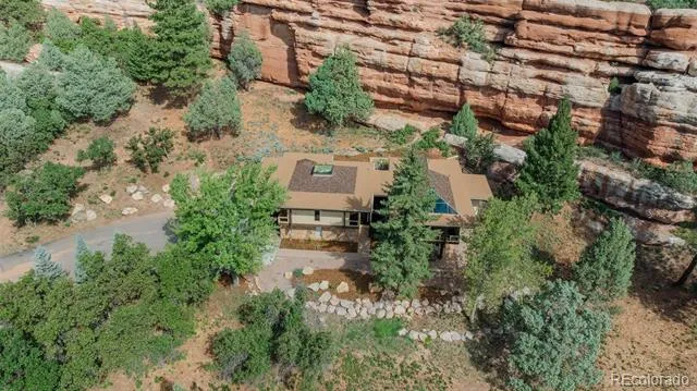 6820 Pike Place Larkspur, CO 80118