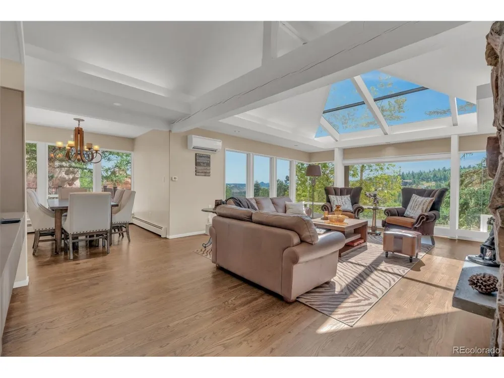 6820 Pike Place Larkspur, CO 80118