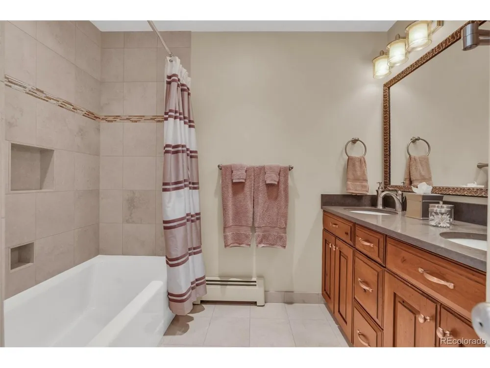 6820 Pike Place Larkspur, CO 80118
