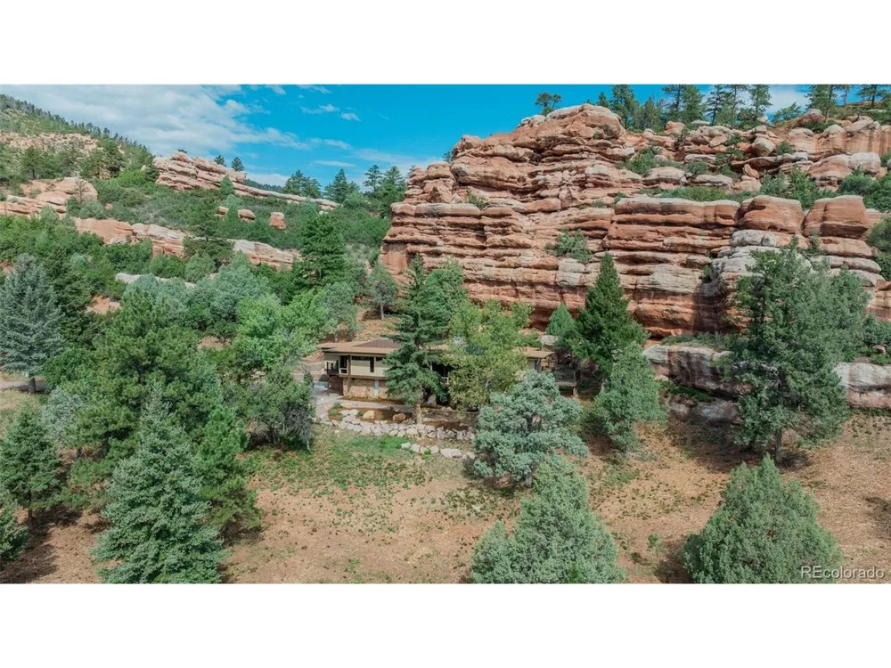 6820 Pike Place Larkspur, CO 80118