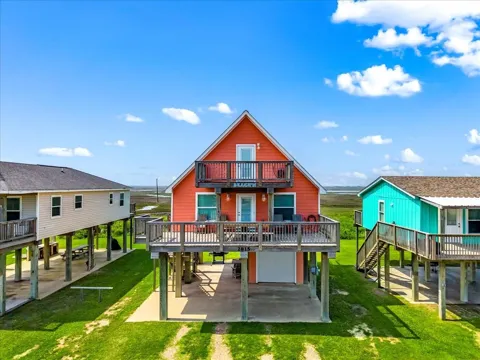 2815 Blue Water Highway