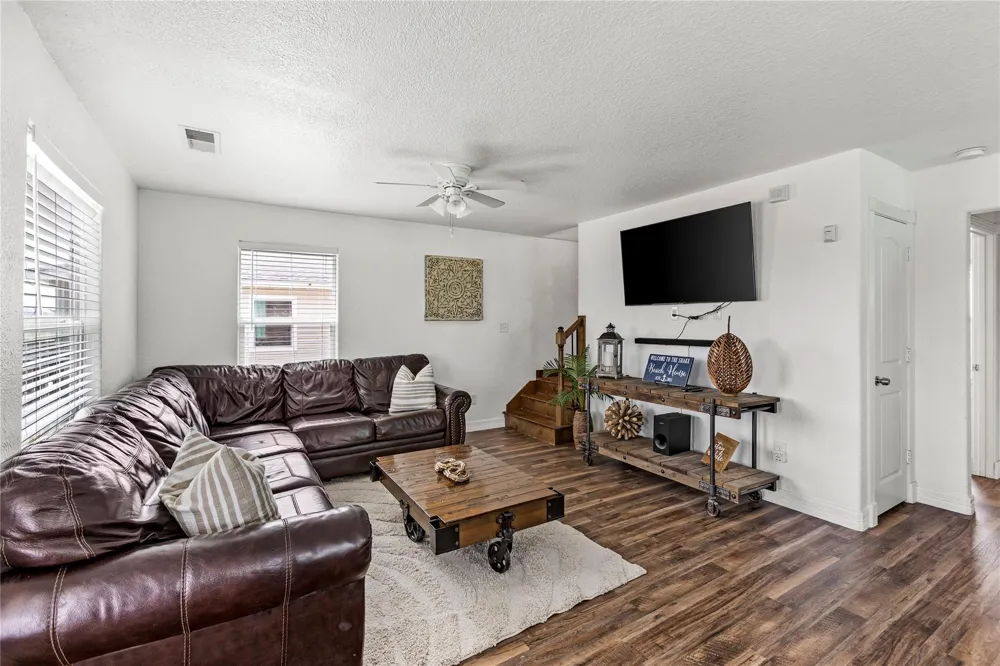2815 Blue Water Highway Surfside Beach, TX 77541