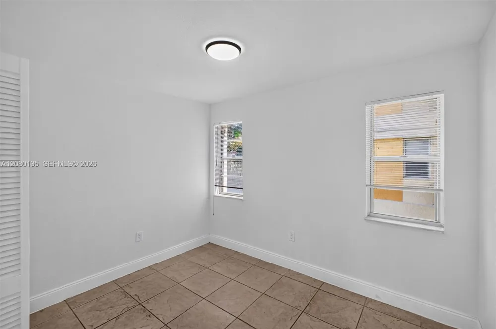 453 SW 2nd St #301C Miami, FL 33130