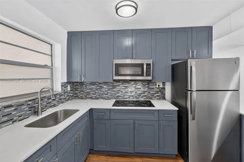 453 SW 2nd St #301C Miami, FL 33130