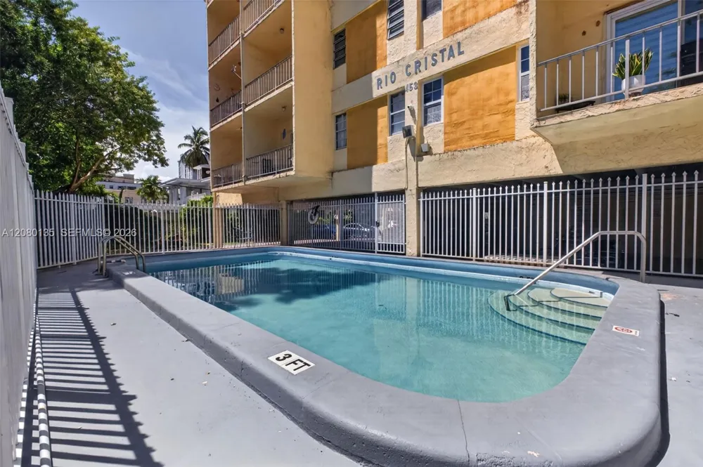 453 SW 2nd St #301C Miami, FL 33130